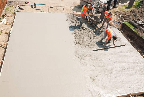 Best Concrete Driveway Installation in Hawthorne, CA
